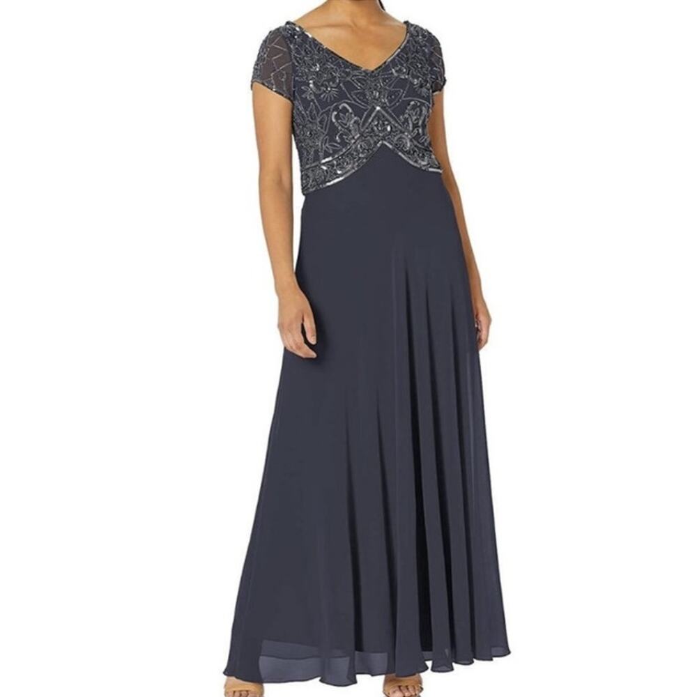 J Kara Short Sleeve Cowl Neck Long Beaded Dress Size‎ 12P NWT